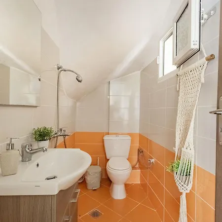 Helen's House At Ratzakli Holiday home